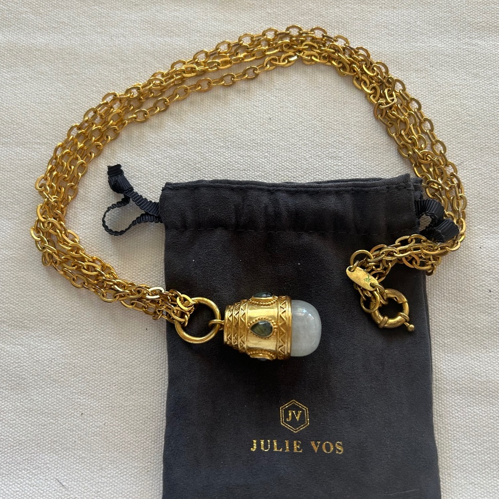 Julie Vos Baroque necklace with moonstone